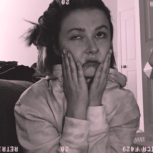 Meet your Posher, Natalie